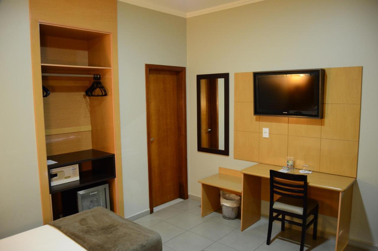 Limeira Suites Luaran gambar